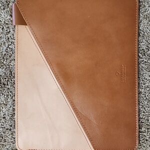 IPad/TABLET SLEEVE 100% merino wool x Genuine Leather Hand CRAFTED in Lithuania